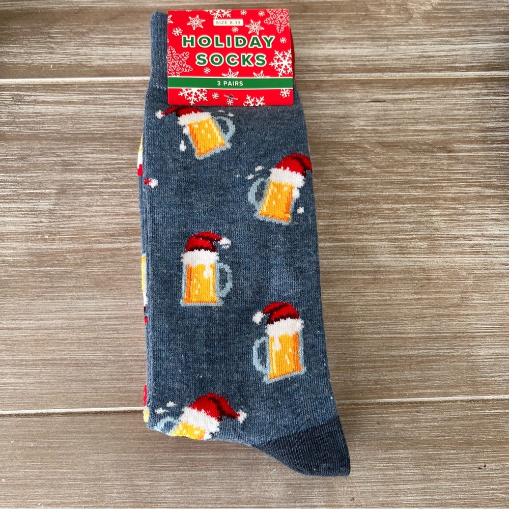NWT Kohl's Holiday Beer Mug Socks Size 8-13 Pair of 3 socks